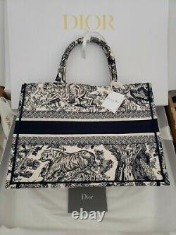 CHRISTIAN DIOR BOOK TOTE LIMITED EDITION, EMBROIDERED COTTON Bag, NEW, w Receipt