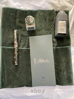 Delta Nazareth 2000 Limited Edition Fountain Pen Green/Silver 18K Gold M Nib