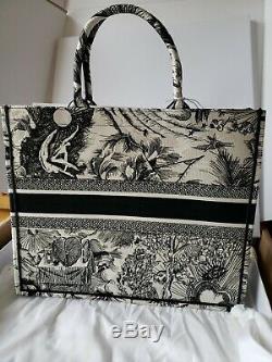 Dior BOOK TOTE BLACK & WHITE LIMITED EDITION. LARGE SIZE 16X13X7. NEW W RECEIPT