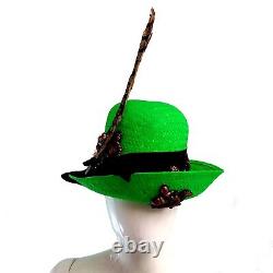 Hat vintage woman fashion sun summer straw brim green