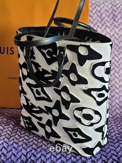 LOUIS VUITTON Monogram Giant White Black Cabas Bag Limited Urs Fischer LVxUF New