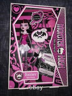 Monster high Draculaura 1st first edition Basic NRFB box 2009 Italy box