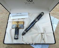 New Delta Venezia Limited Edition Fountain Pen & Base BROAD 18k Nib