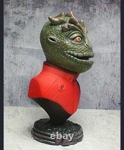 V Visitors bust Resin cast limited edition collectible item from V miniseries! 