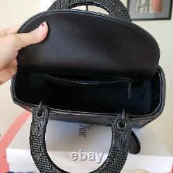 7 500 $ Lady Dior Noir Cuir Noir Piste Limitée Sac Moyen