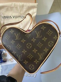 Authentic 2020 Edition Limitée Jeu Louis Vuitton Sur Coeur Heart Bag Ensemble Complet