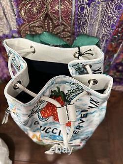 Authentique sac à dos en nylon Gucci 13.5x8 Merveilleux fraise édition limitée NWT