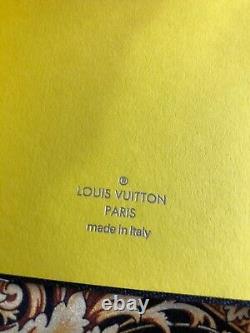 Cahier Louis Vuitton Vivienne Édition Limitée RARE POP UP Collectionnable