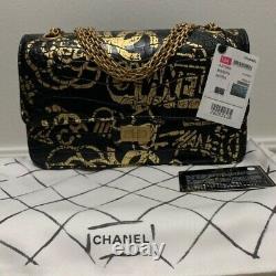 Chanel 19a Iridescent Graffiti Reissue Clasic Medium Flap Bag. Nouvelle Édition 2019