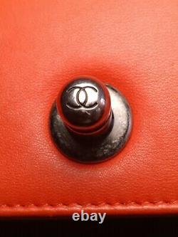 Chanel Boy Sac New Medium Chevron Lambskin Cuir Orange