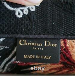 Christian Dior Book Tote Limited Edition, Sac En Toile Brodé, Nouveauté