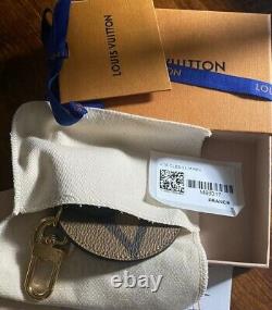 Collection Limited Edition Louis Vuitton Reverse Monogram Bag Charm. Bnib (bnib)