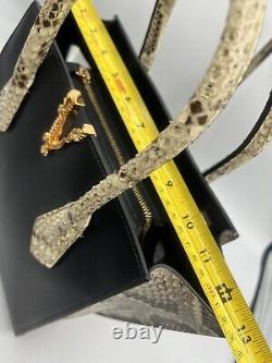 Éblouissant! Sac à main Versace Virtus en python/cuir édition limitée RARE $2700