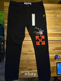 Édition limitée Off White NWT Slim Straight Jeans noirs à motif d'araignée taille 34