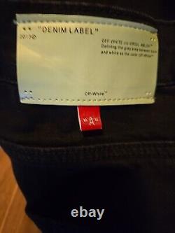 Édition limitée Off White NWT Slim Straight Jeans noirs à motif d'araignée taille 34