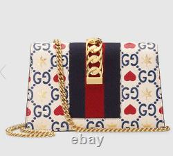 Gucci Sylvie Chinois Valentines Day Special Edition Mini. T.n.-o. 1410 $! Authentique