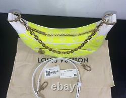 Louis Vuitton Loop Dans Yellow Jacquard Velvet. Numéro M81484. Nouveaux Et Original