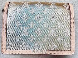 Louis Vuitton Mini Dauphine Édition Limitée Monogramme en EXCELLENTE CONDITION