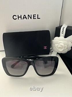 Lunettes de soleil papillon Chanel édition limitée 2023