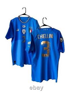 Maillot de football domicile de Giorgio Chiellini, version joueur, Italie 2022/23, taille L.