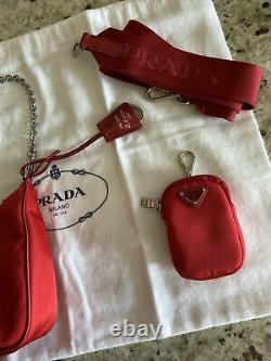 Nouveau! Prada Re-edition 2005 Red Nylon Crossbody Bag Purse + Strap + Petit Portefeuille