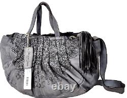 Sac fourre-tout en cuir gris découpé au laser avec fleurs de Caterina Lucchi Designer - X-Body. Neuf avec étiquettes.