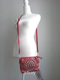 T.n.-o. Campomaggi Italie Crossbody En Cuir/sac À Épaule Studs Grenat Mignon/edgy 480 $